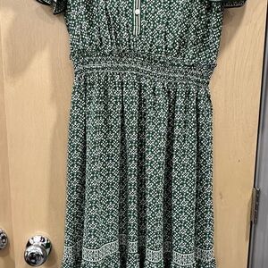 Max Studio Green and White Midi Dress